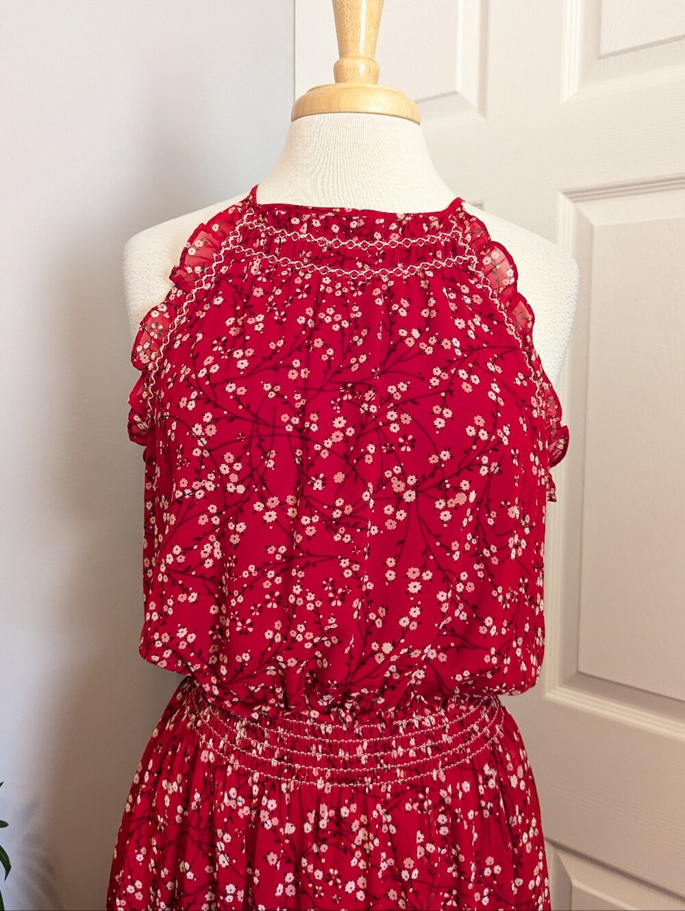 Max Studio Red White Floral Ruffle Smocked Sleeveless Halter Maxi Dress Large - Picture 2 of 11